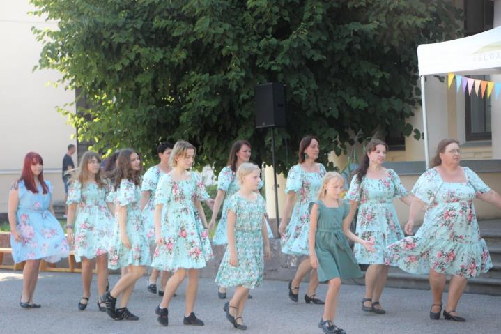 Līnijdeju kolektīvs "Sunshine"